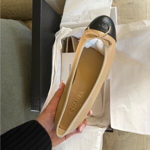 CHANEL Black and Cream Flats